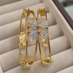 Changeable Glass Bangle Holder Frame