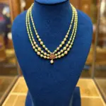 Elegant Green Beaded Pearl Layered Necklace with Floral Pendant